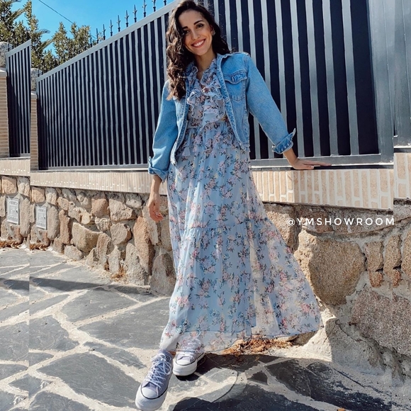 Zara Dresses & Skirts - ZARA Floral midi dress